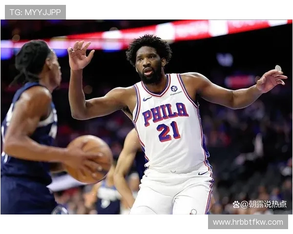 恩比德与鲍尔对决激烈76人半场微弱领先黄蜂三分球大战精彩纷呈